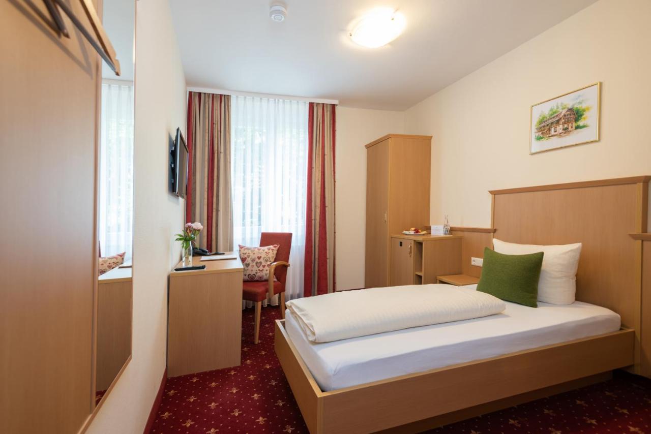 Waldhotel Forellenhof Baden-Bade Exterior foto