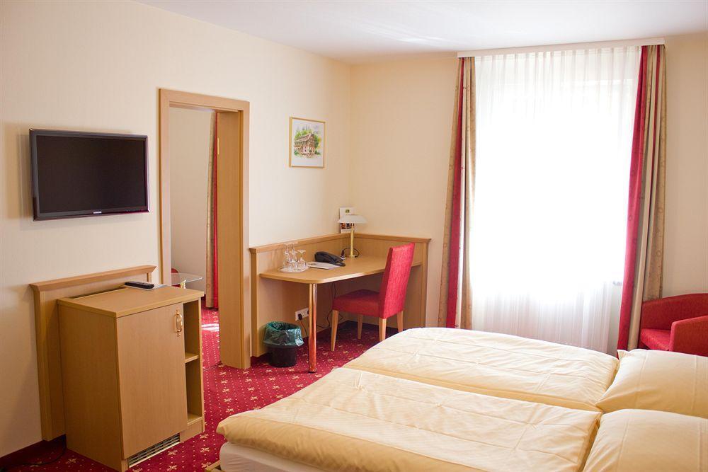 Waldhotel Forellenhof Baden-Bade Exterior foto