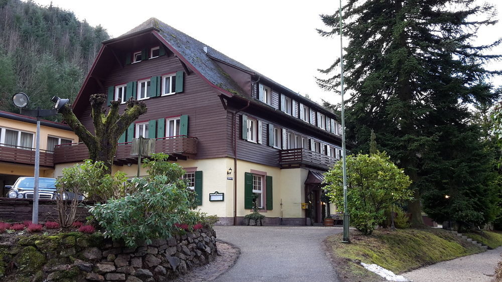 Waldhotel Forellenhof Baden-Bade Exterior foto