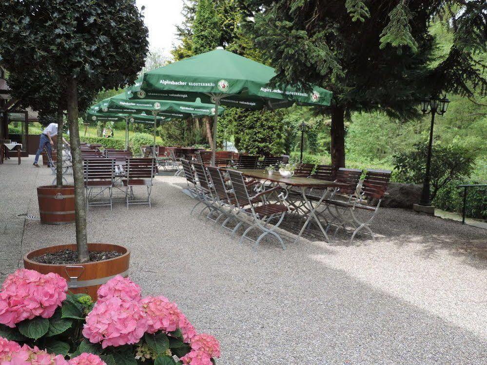 Waldhotel Forellenhof Baden-Bade Exterior foto