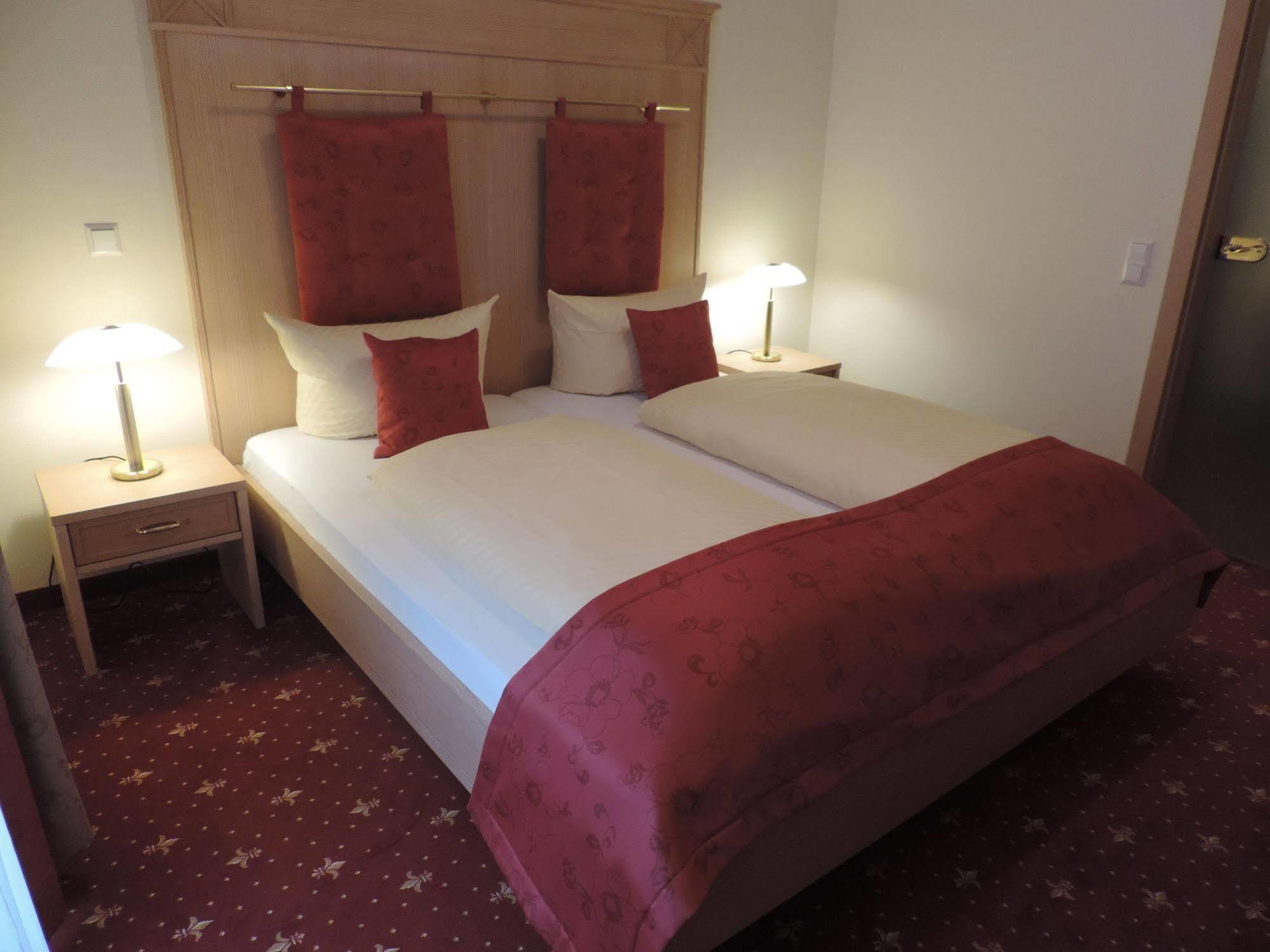 Waldhotel Forellenhof Baden-Bade Exterior foto